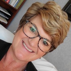 Meet your Posher, Shawnacee